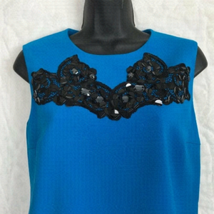 Diane Von Furstenberg. Stunning Blue Sleeveless Blouse Size  4